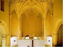 Interior de la iglesia conquense. Muy similar a San Jerónimo.